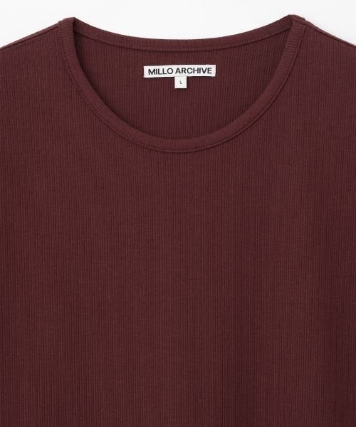 Millo Archive（ミロ アーカイブ）の「テクスチャークロップUネックTシャツ[バーガンディ]（Tシャツ/カットソー・メンズ・その他・MEDIUM/LARGE/X-LARGE）」の2枚目の写真
