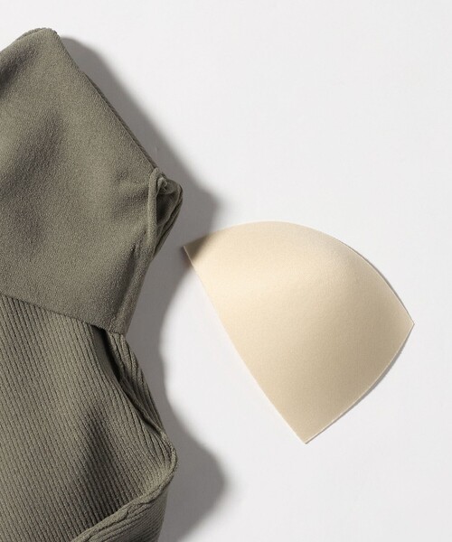H　BEAUTY&YOUTH UNITED ARROWS（エイチビューティーアンドユースユナイテッドアローズ）の「＜H＞キーネック リブ ニットプルオーバー（ニット/セーター・レディース・ベージュ・FREE）」の8枚目の写真
