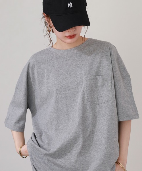 FUNALIVE(ファンアライブ)の「ミニポケット付きオーバーサイズ無地Tシャツ 半端袖(Tシャツ/カットソー・レディース・杢グレー/オフホワイト/ブラック・M)」の16枚目の写真