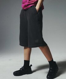 ワークショップピグメントスウェット-バミューダショーツブラックチャコール