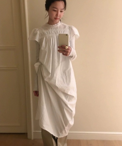 FAVORITO（ファヴォリート）の「リラックスワンピース（ワンピース・レディース・ホワイト・F）」の13枚目の写真