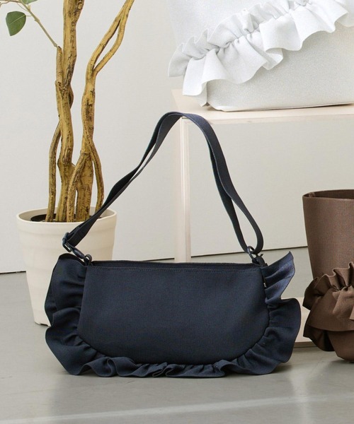 ROOTOTE(ルートート)の「ルートート / ショルダーバッグ フリル 半月型 洗濯可 EU.ベビールー.ルフルラッフル-B(ショルダーバッグ・レディース・ブラック/ネイビー/シルバー/ミント/チョコ・FREE)」の2枚目の写真