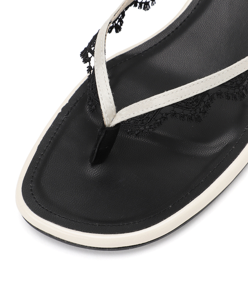 GRISE(グリーズ)の「《WEB+一部店舗限定》GRISE3.5cmレーストングサンダル(サンダル・レディース・ブラック/アイボリー・X-LARGE/LARGE/MEDIUM/SMALL)」の13枚目の写真