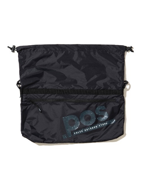 POLeR（ポーラー）の「POLER DRAWSTRING SLING BAG（ポーラー ドローストリング スリングバッグ）（ボディバッグ/ウエストポーチ・メンズ・グレー系/ブルー系/Black・ONE SIZE）」の4枚目の写真
