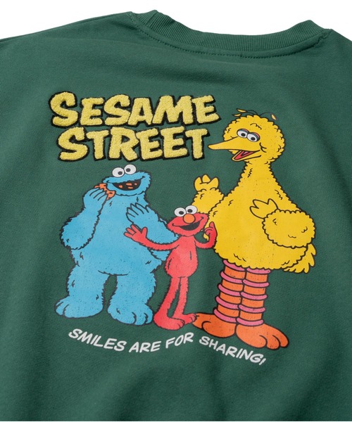SESAME STREET(セサミストリート)の「【SESAME STREET/セサミストリート】かすれプリントトレーナー(スウェット・レディース・カラフル/オフホワイト/チャコールグレー/ダークグリーン・MEDIUM/LARGE/X-LARGE)」の14枚目の写真