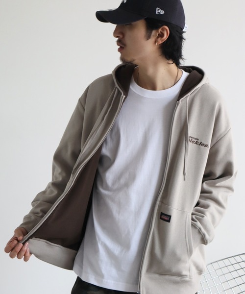 Dickies(ディッキーズ)の「【GENUINE DICKIES/ジェニュインディッキーズ】裏起毛 配色 刺繍ロゴ ワッフルフリース フルジップパーカー(パーカー・メンズ・グレイッシュベージュ/オートミール/ブラウン/ブラック・M/L/XL)」の4枚目の写真