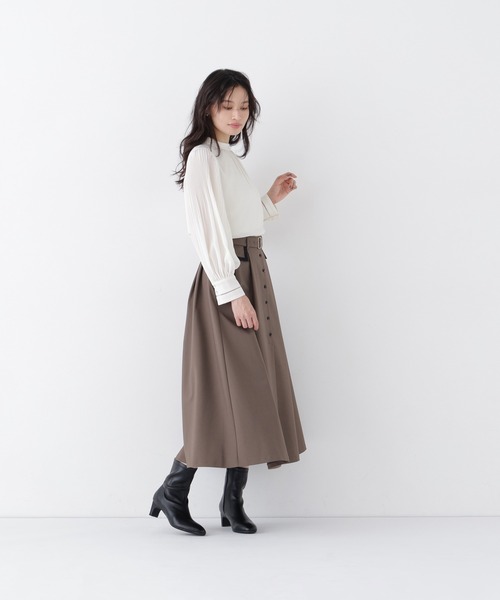 NATURAL BEAUTY BASIC(ナチュラルビューティーベーシック)の「トレンチディティールスカート(スカート・レディース・ダークブラウン/ベージュ/チャコールグレー・SMALL/MEDIUM)」の21枚目の写真