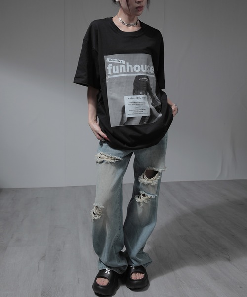 nonomi（ノノミ）の「オーバーサイズ レトログラフィックプリント 半袖Tシャツ / ビッグシルエット カットソー（Tシャツ/カットソー・レディース・ブラック/ホワイト・XL）」の3枚目の写真