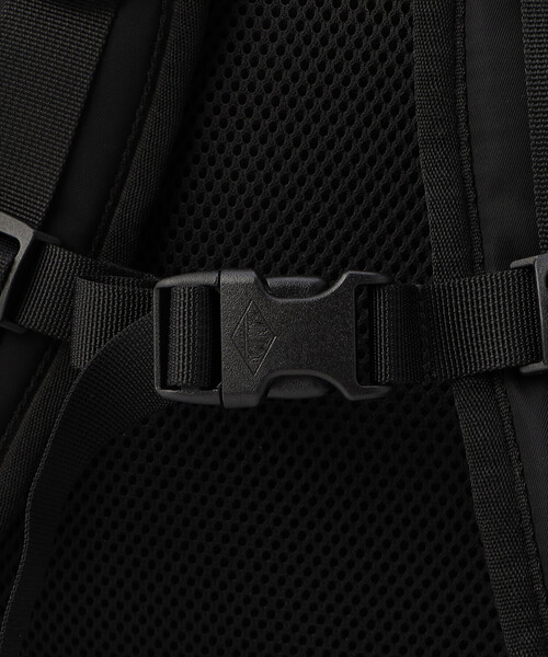 DANTON(ダントン)の「DANTON | バックパック MONT FARON 27 UNISEX(バックパック/リュック・レディース・ブラック・-)」の5枚目の写真