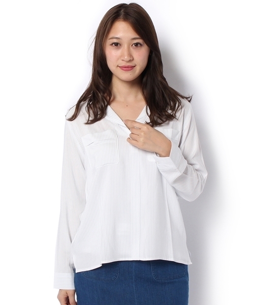 Chico(チコ)の「【who's who Chico 】 ミリタリースキッパーシャツ(シャツ/ブラウス・レディース・ホワイト/ブルー系その他/ピンクベージュ・FREE)」の2枚目の写真