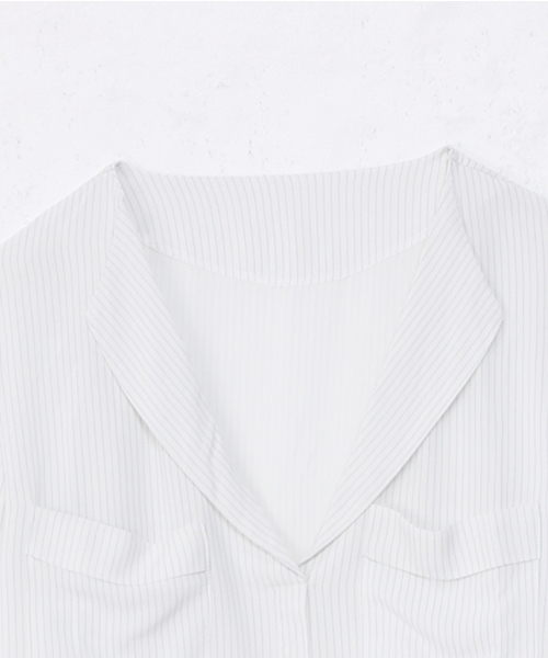 Chico(チコ)の「【who's who Chico 】 ミリタリースキッパーシャツ(シャツ/ブラウス・レディース・ホワイト/ブルー系その他/ピンクベージュ・FREE)」の4枚目の写真