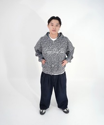 BGL（ビージーエル）の「SCRIPT LOGO LEOPARD ZIP PARKA   ワッフル   サーマル   レオパード   ヒョウ柄   Y2K   韓国ストリート    スクリプトロゴ   筆記体ロゴ ジップパーカー（パーカー）」