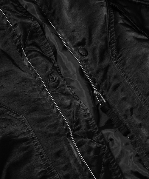 COMME des GARCONS HOMME(コム デ ギャルソン・オム)の「COTTON NYLON TWILL OVER DYE MILITALY JACKET(ブルゾン・メンズ・カーキ・S/M)」の3枚目の写真