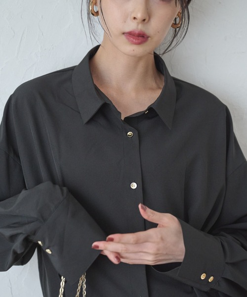 Anclear oui(アンクリアウィ)の「ウエストタック長袖ドルマンシャツ(シャツ/ブラウス・レディース・ブラック/ブラウン/モカ/ホワイト系・F)」の16枚目の写真