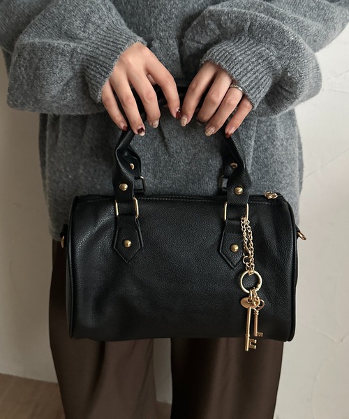 apres jour clair(アプレジュールクレア)の「【apres jour clair】ボストン型バッグ(ショルダーバッグ・レディース・ブラウン系その他/ブラック・FREE)」の2枚目の写真