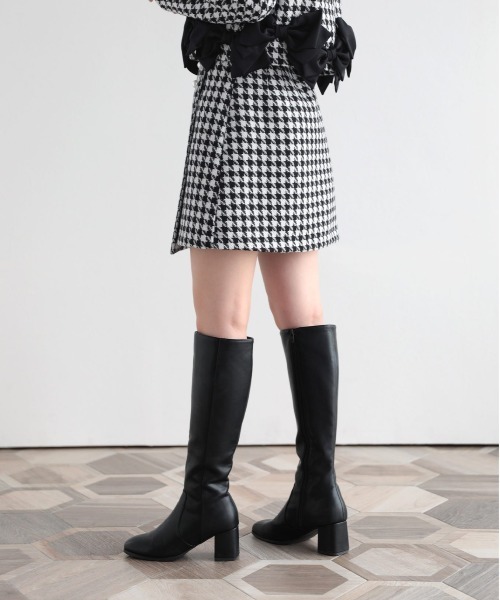 Fit more（フィットモア）の「パールボタン千鳥格子ラップスカート（スカート・レディース・ブルー/ブラウン/ブラック・S/M）」の9枚目の写真
