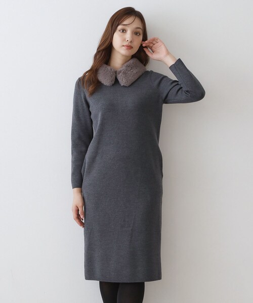 DRESSTERIOR(ドレステリア)の「ファーカラーニットワンピース(ワンピース・レディース・ブラック/グレー系その他・36/38)」の1枚目の写真