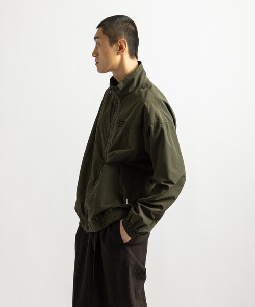 Saturdays NYC（サタデーズ ニューヨークシティ ）の「Everett INT Training Jacket（その他アウター・メンズ・ブラウン/ブラック/オリーブ・L/M/S/XL）」の6枚目の写真