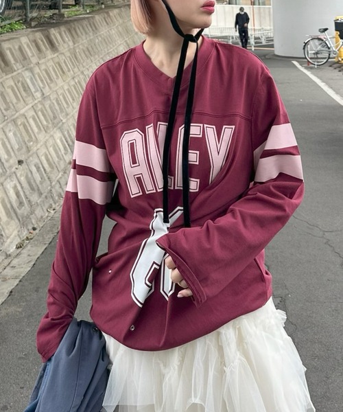 Alley Tokyo（アリートーキョー）の「フットボールプチプチ付ロンT（Tシャツ/カットソー・レディース・ネイビー/ボルドー・FREE）」の3枚目の写真