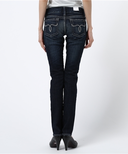 MOUSSY（マウジー）の「D/BLU Straight Slim（デニムパンツ・レディース・ダークブルー・24inch）」の8枚目の写真