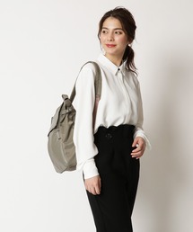 Y'SACCS（イザック）の「レザーコンビナイロンシリーズ リュックサック（バックパック/リュック）」