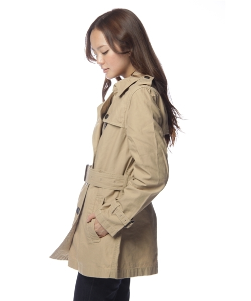 Chico（チコ）の「ﾄﾚﾝﾁｺｰﾄ（トレンチコート・レディース・ベージュ/ブラウン系その他/ネイビー・FREE）」の4枚目の写真