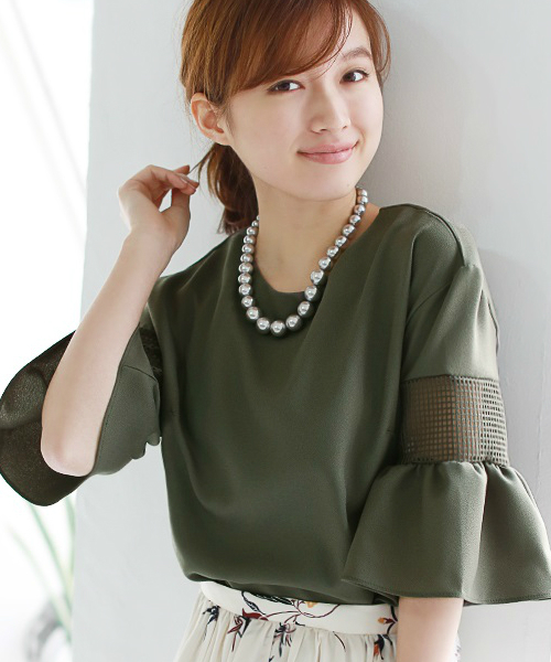 REAL CUBE（リアルキューブ）の「REAL CUBE メッシュフレアスリーブブラウス（シャツ/ブラウス・レディース・ブラック/カーキ/オフホワイト/ネイビー・38）」の4枚目の写真