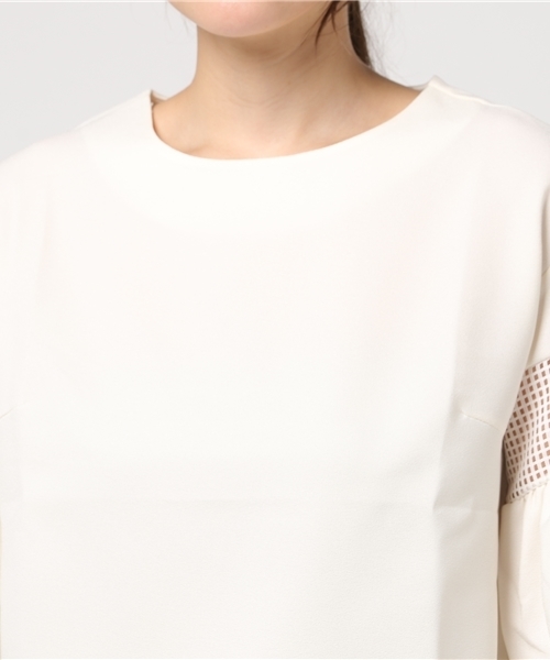 REAL CUBE（リアルキューブ）の「REAL CUBE メッシュフレアスリーブブラウス（シャツ/ブラウス・レディース・ブラック/カーキ/オフホワイト/ネイビー・38）」の8枚目の写真