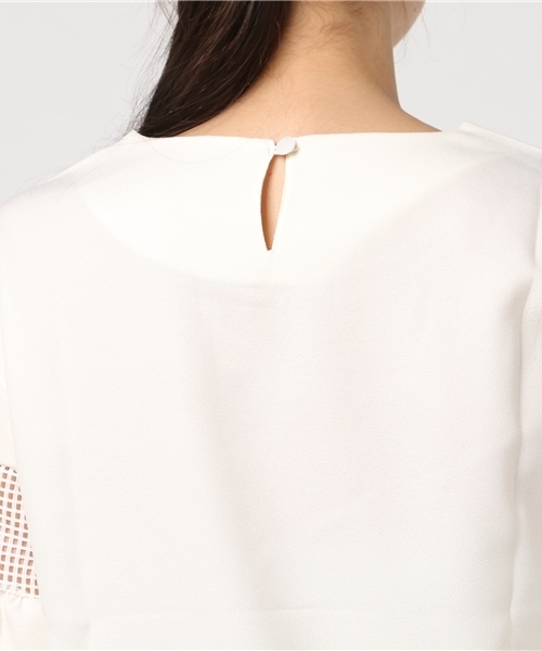 REAL CUBE（リアルキューブ）の「REAL CUBE メッシュフレアスリーブブラウス（シャツ/ブラウス・レディース・ブラック/カーキ/オフホワイト/ネイビー・38）」の9枚目の写真