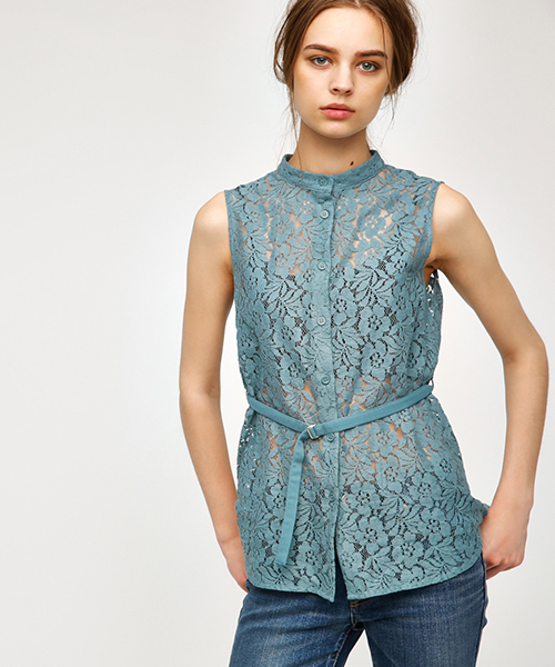 MOUSSY（マウジー）の「M BELTED LACE N/S TOPS（タンクトップ・レディース・ブラック/キャメル/ターコイズブルー/オフホワイト・FREE）」の3枚目の写真