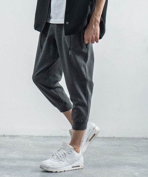 Rocky Monroe（ロッキーモンロー）の「ポンチクロップドジョガーパンツ（スウェットパンツ・メンズ・ブラック/カーキ/グレー/ホワイト/ネイビー/チャコール/グレー系その他/ベージュ/ブラック系その他/ブルー系その他/ホワイト系その他/グレー系その他2/ベージュ系その他/ブラック系その他2/グレー系その他3/グレー系その他4/ブルー系その他2/ホワイト系その他2・L/M/LL）」の9枚目の写真