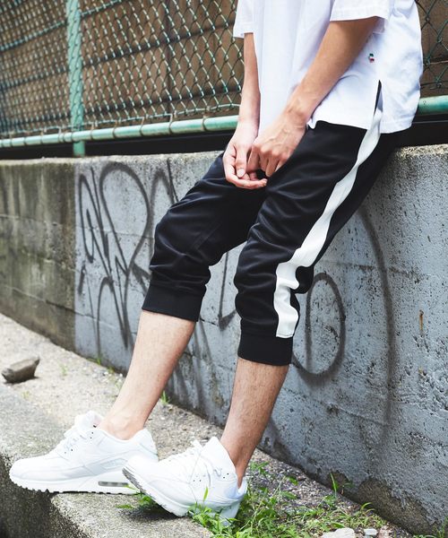 Rocky Monroe（ロッキーモンロー）の「ポンチクロップドジョガーパンツ（スウェットパンツ・メンズ・ブラック/カーキ/グレー/ホワイト/ネイビー/チャコール/グレー系その他/ベージュ/ブラック系その他/ブルー系その他/ホワイト系その他/グレー系その他2/ベージュ系その他/ブラック系その他2/グレー系その他3/グレー系その他4/ブルー系その他2/ホワイト系その他2・L/M/LL）」の6枚目の写真