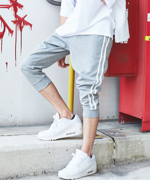 Rocky Monroe（ロッキーモンロー）の「ポンチクロップドジョガーパンツ（スウェットパンツ・メンズ・ブラック/カーキ/グレー/ホワイト/ネイビー/チャコール/グレー系その他/ベージュ/ブラック系その他/ブルー系その他/ホワイト系その他/グレー系その他2/ベージュ系その他/ブラック系その他2/グレー系その他3/グレー系その他4/ブルー系その他2/ホワイト系その他2・L/M/LL）」の12枚目の写真