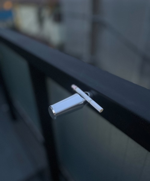 STREAM TRAIL(ストリームトレイル)の「【マグネット式】ワンタッチ携帯灰皿 / TROPIDE M トロピードM(アッシュトレイ/ライター・メンズ・シルバー/イエロー/オレンジ/ブルー/ブラック/パープル/レッド・MEDIUM)」の11枚目の写真