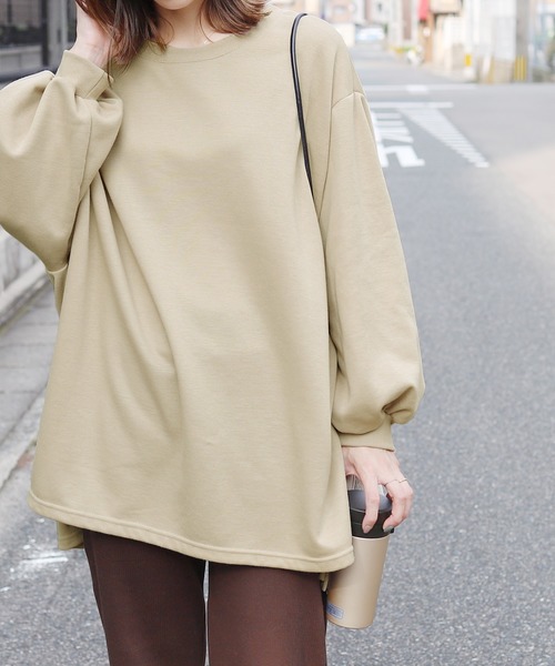 reca（レカ）の「ビッグシルエット裏起毛スウェットカットソー（スウェット・レディース・ホワイト/ブラック/ブラウン/キャメル/テラコッタ/ベージュ・FREE）」の8枚目の写真