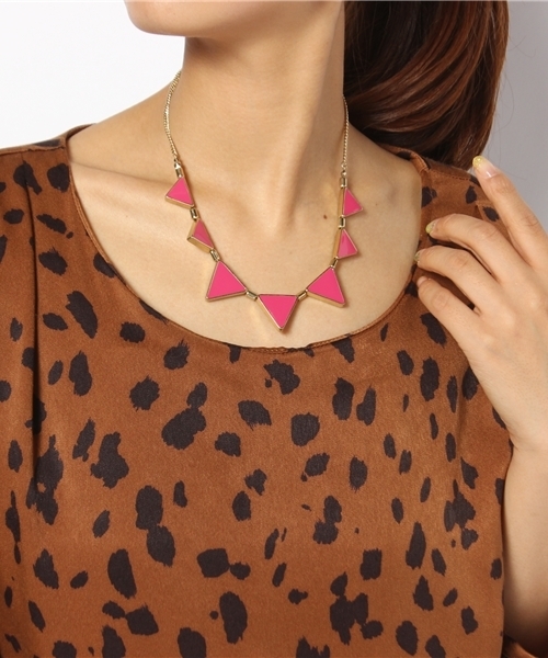 Another Edition（アナザーエディション）の「ALL/t/r Triangle NL（ネックレス・レディース・ピンク/コバルトブルー・フリー）」の6枚目の写真