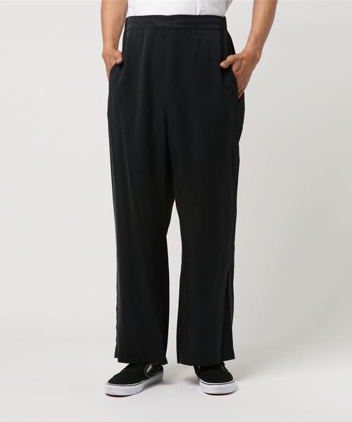 bukht（ブフト）の「bukht/ﾌﾞﾌﾄ/Tron Pants/ﾄﾛﾝﾊﾟﾝﾂ（その他パンツ・メンズ・グレー/ブラック/カーキ/ブルー・FREE）」の2枚目の写真