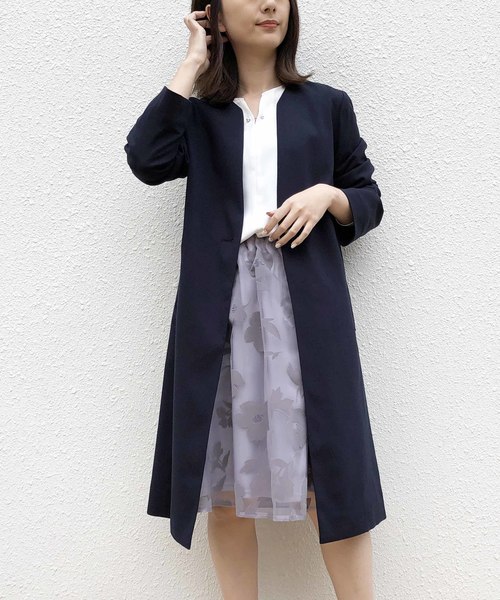 PICCIN（ピッチン）の「カラーレスロングコート（ノーカラージャケット・レディース・ベージュ/ネイビー/サックスブルー/グリーン・MEDIUM/LARGE/L/M）」の4枚目の写真