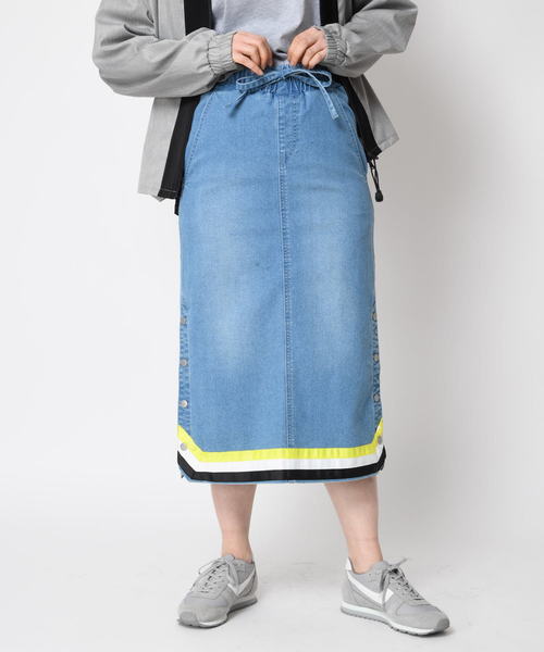 SUPERTHANKS（スーパーサンクス）の「3ラインテープデニムタイトスカート（デニムスカート・レディース・ライトブルー/ブラック/ブルー・SMALL/MEDIUM）」の9枚目の写真