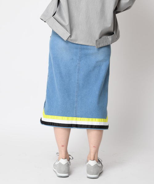 SUPERTHANKS（スーパーサンクス）の「3ラインテープデニムタイトスカート（デニムスカート・レディース・ライトブルー/ブラック/ブルー・SMALL/MEDIUM）」の10枚目の写真