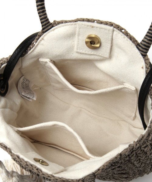niko and...(ニコアンド)の「オリジナルラウンド2WAYショルダーバッグ(ショルダーバッグ・レディース・ナチュラル/ボルドー/グレー・0)」の8枚目の写真