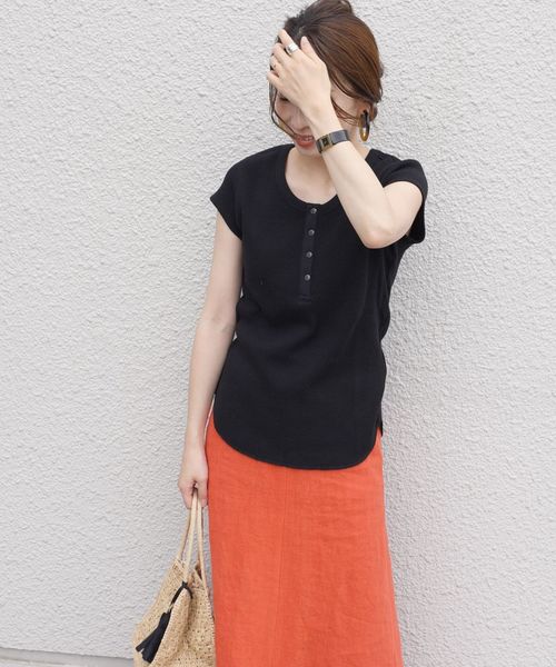 SHIPS(シップス)の「ワッフルヘンリーネックプルオーバー◇(Tシャツ/カットソー・レディース・ブラック/ブラウン/ライトグリーン・ONE SIZE)」の19枚目の写真