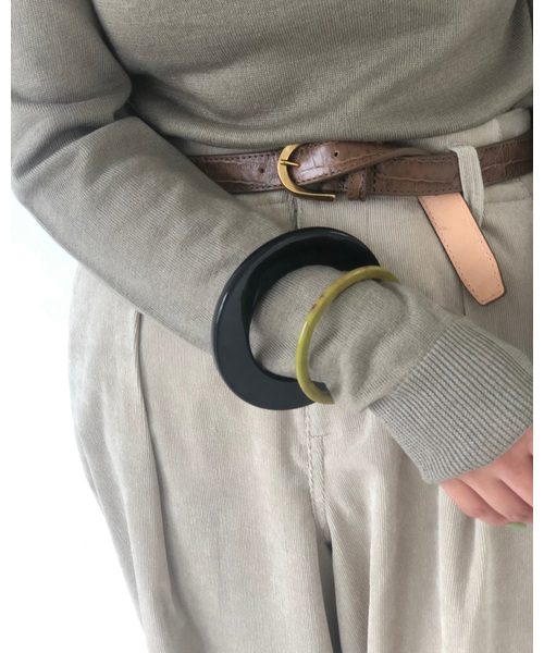 TODAYFUL（トゥデイフル）の「アソートバングルセット（バングル/リストバンド・レディース・ブラック/マスタード・FREE）」の12枚目の写真