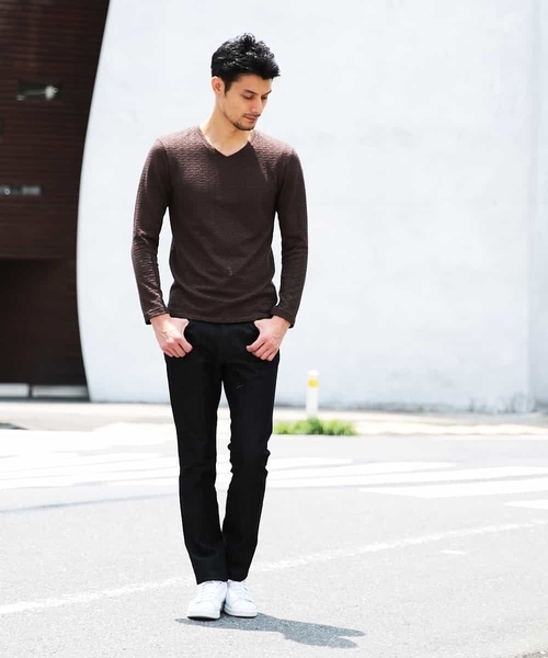 MICHEL KLEIN HOMME   （ミッシェルクランオム）の「カットソー（スラブリンクスキカ）（Tシャツ/カットソー・メンズ・ブラック/カーキ・46/48/51）」の5枚目の写真