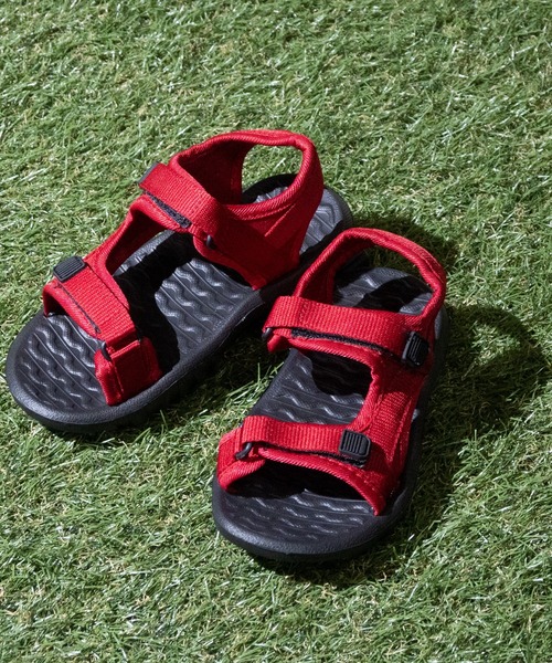 JOHN'S CLOSET（ジョンズクローゼット）の「【7】キッズ ストラップサンダル（サンダル・キッズ・ブラック/ネイビー/ベージュ/レッド/ブラウン/カーキ・16cm/17cm/18cm/19cm/20cm/22cm/21cm）」の6枚目の写真