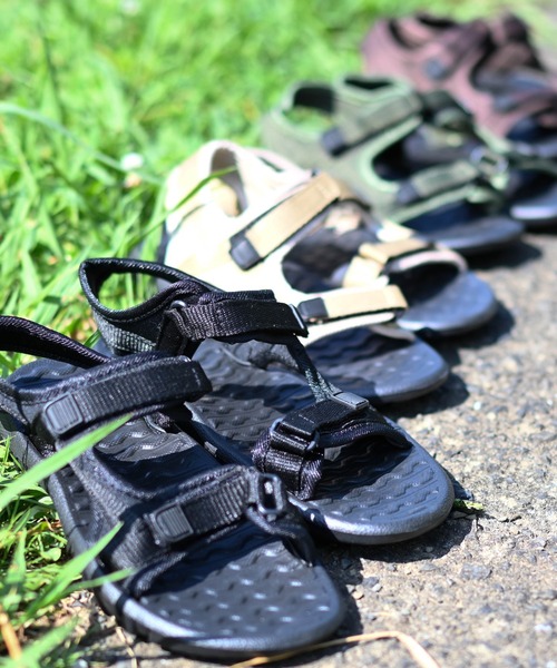 JOHN'S CLOSET（ジョンズクローゼット）の「【7】キッズ ストラップサンダル（サンダル・キッズ・ブラック/ネイビー/ベージュ/レッド/ブラウン/カーキ・16cm/17cm/18cm/19cm/20cm/22cm/21cm）」の11枚目の写真