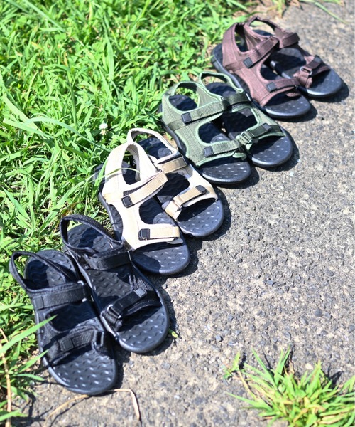 JOHN'S CLOSET（ジョンズクローゼット）の「【7】キッズ ストラップサンダル（サンダル・キッズ・ブラック/ネイビー/ベージュ/レッド/ブラウン/カーキ・16cm/17cm/18cm/19cm/20cm/22cm/21cm）」の12枚目の写真