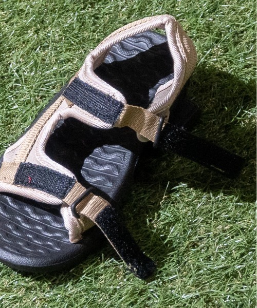 JOHN'S CLOSET（ジョンズクローゼット）の「【7】キッズ ストラップサンダル（サンダル・キッズ・ブラック/ネイビー/ベージュ/レッド/ブラウン/カーキ・16cm/17cm/18cm/19cm/20cm/22cm/21cm）」の13枚目の写真