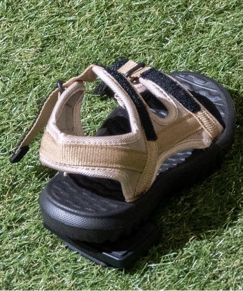 JOHN'S CLOSET（ジョンズクローゼット）の「【7】キッズ ストラップサンダル（サンダル・キッズ・ブラック/ネイビー/ベージュ/レッド/ブラウン/カーキ・16cm/17cm/18cm/19cm/20cm/22cm/21cm）」の14枚目の写真