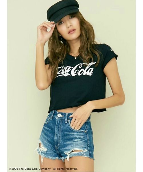 GYDA（ジェイダ）の「COCA-COLA ショートTシャツ（Tシャツ